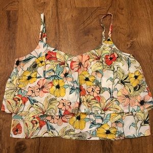 ✨✨ Floral Crop Top ✨✨
